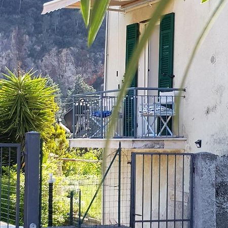Ferienwohnung Mini Ca Del Borgo Finale Ligure Exterior foto
