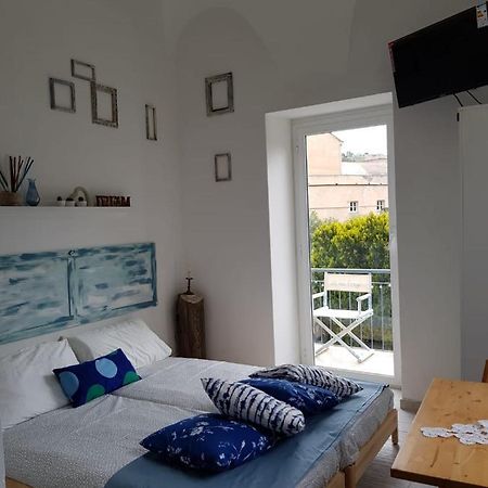 Ferienwohnung Mini Ca Del Borgo Finale Ligure Exterior foto