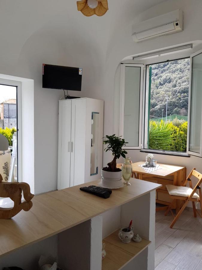 Ferienwohnung Mini Ca Del Borgo Finale Ligure Exterior foto