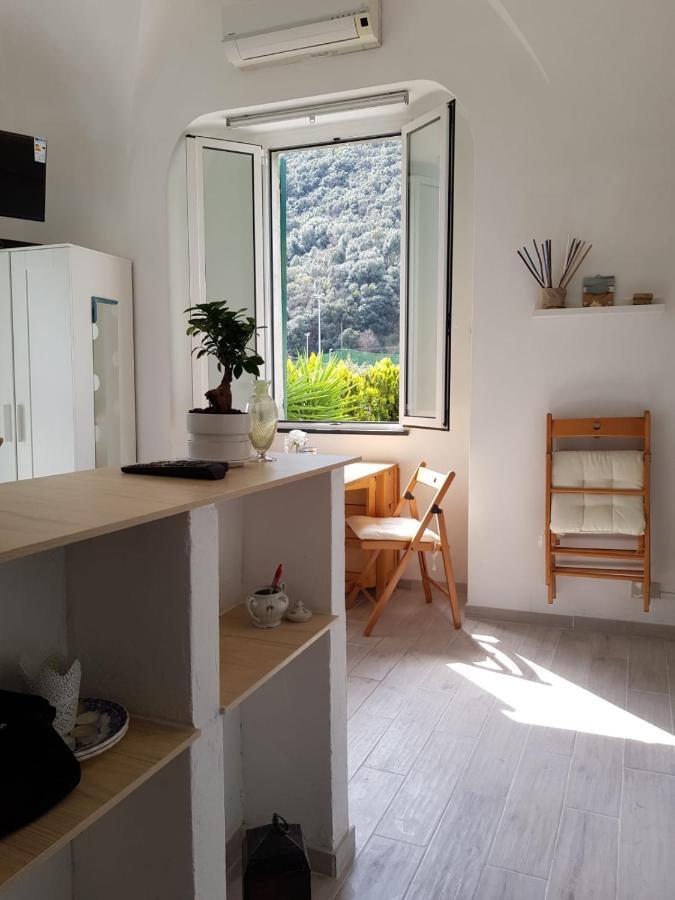 Ferienwohnung Mini Ca Del Borgo Finale Ligure Exterior foto