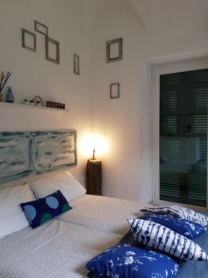 Ferienwohnung Mini Ca Del Borgo Finale Ligure Exterior foto